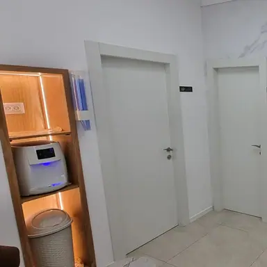 עבודה של מילאד, רופא שיניים (4)
