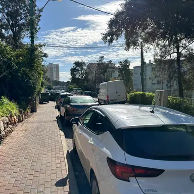 עבודה של אומן, מנעולן (7)