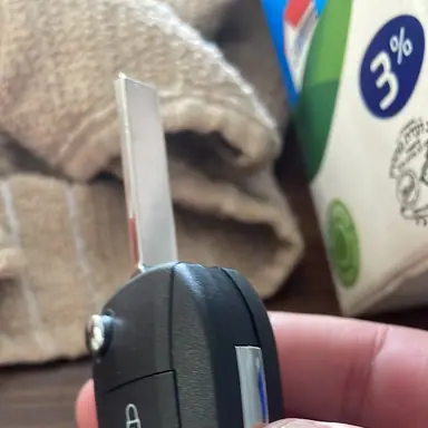 עבודה של אלירן, מנעולן (7)