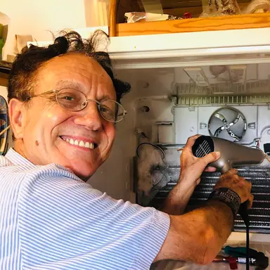עבודה של אריק, טכנאי מקרר (5)