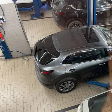 עבודה של אוראל, מוסך (12)
