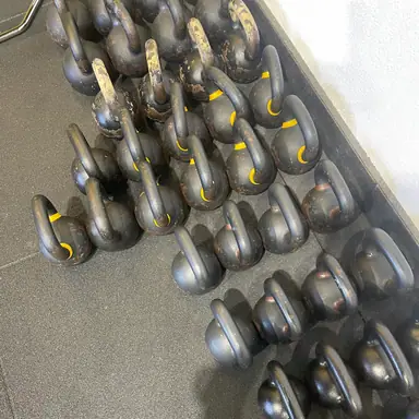 עבודה של שחר, מאמן כושר (1)