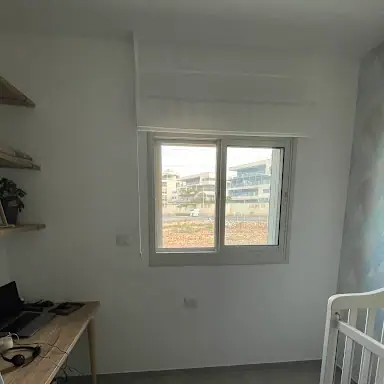 עבודה של ארז, סגירת מרפסת זכוכית (19)