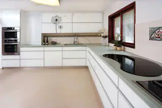 עבודה של אורי, שיפוצניק (11)