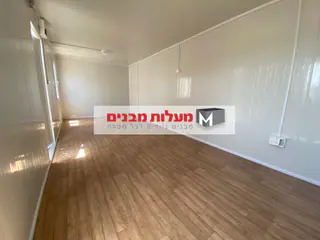 משרד יביל / נייד ופנים המבנה – מעבודות מעלות מבנים ניידים, מבנים יבילים (14)