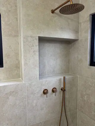 עבודה של עומרי, שיפוצניק (4)