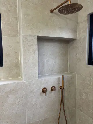 עבודה של עומרי, שיפוצניק (1)