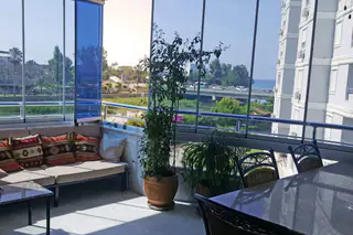 עבודה של דניאל, סגירת מרפסת זכוכית (24)