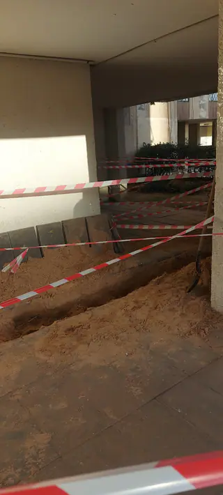 עבודה של קובי, אינסטלטור (25)