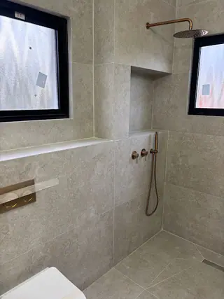 עבודה של עומרי, שיפוצניק (5)