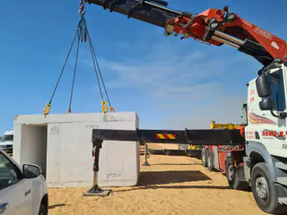 ממד נייד / מיגונית, חזית חיצונית והובלה והצבה – מעבודות גואטה מבנים ניידים ופרוייקטים, מבנים יבילים (31)