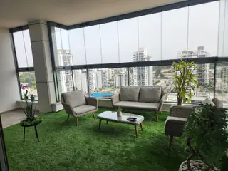 עבודה של ספרטק, סגירת מרפסת זכוכית (21)