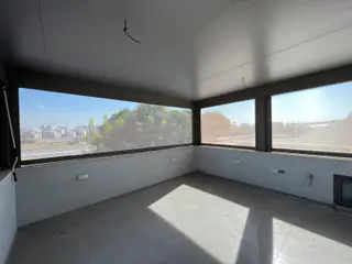 עבודה של איציק, מתקין סוככים (8)