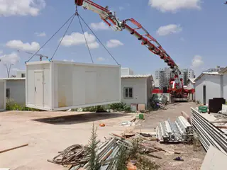 מבנה יביל / מודולרי, חזית חיצונית והובלה והצבה – מעבודות גואטה מבנים ניידים ופרוייקטים, מבנים יבילים (14)