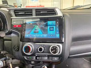 עבודה של אורן, מתקין מערכות לרכב (4)