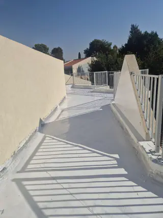 עבודה של עמירם, קבלן איטום (3)