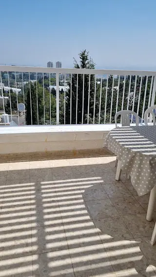עבודה של ברק, קבלן איטום (1)