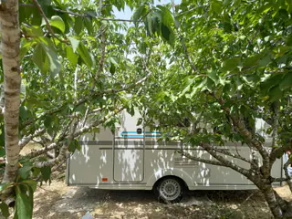 עבודה של ישי, קראוון נייד (33)