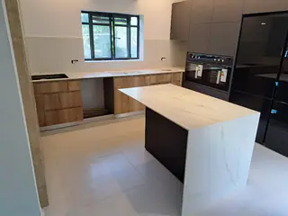 עבודה של איציק, קבלן שיש (3)