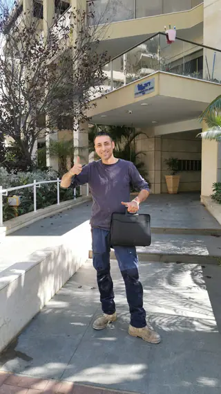 עבודה של קובי, אינסטלטור (143)