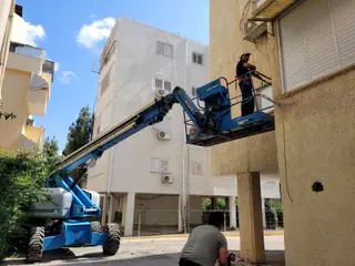 עבודה של קובי, אינסטלטור (59)
