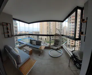 עבודה של ספרטק, סגירת מרפסת זכוכית (45)