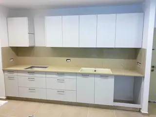 עבודה של יהודה, קבלן שיש (27)