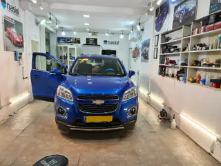 עבודה של רומן, ציפויים לרכב (23)