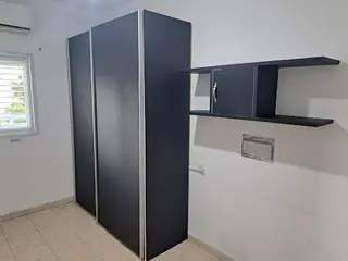 עבודה של לירן, מצפה דלתות (1)