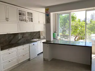 עבודה של יהודה, קבלן שיש (22)