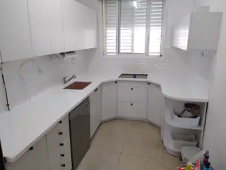 עבודה של אביאור, קבלן שיש (63)
