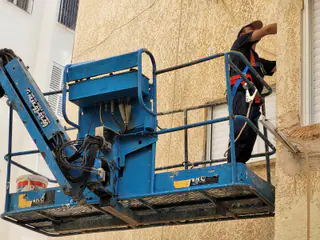 עבודה של קובי, אינסטלטור (72)