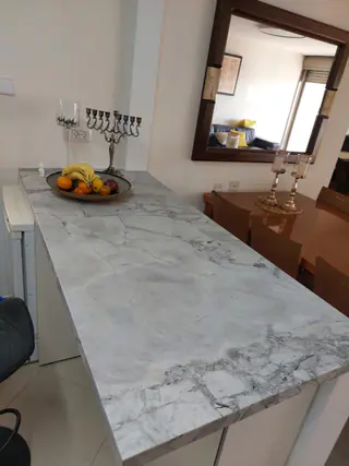 עבודה של יהודה, קבלן שיש (37)