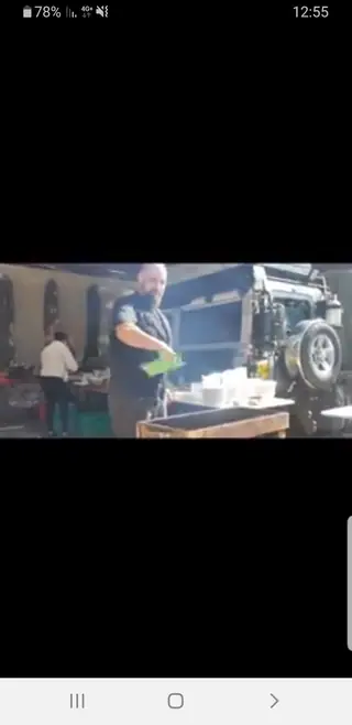 עבודה של גיא, חברת קייטרינג (55)