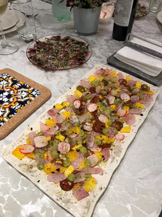 עבודה של גיא, חברת קייטרינג (85)
