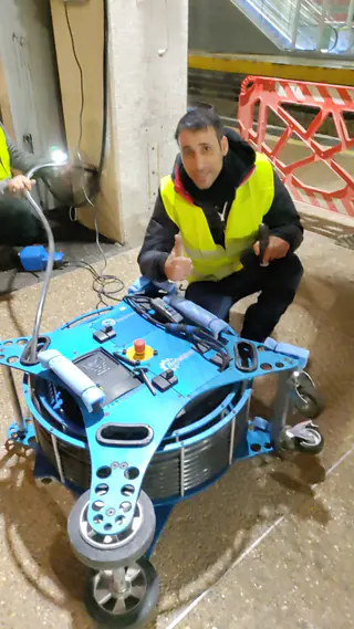 עבודה של קובי, אינסטלטור (149)