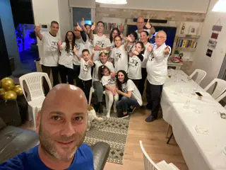 עבודה של גיא, חברת קייטרינג (50)