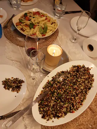 עבודה של גיא, חברת קייטרינג (34)