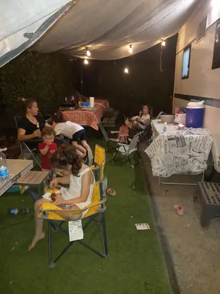עבודה של יפית, קראוון נייד (25)