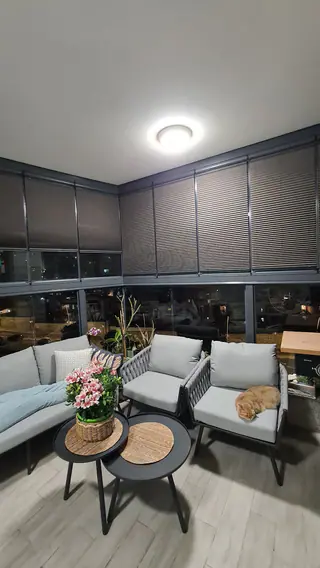 עבודה של ספרטק, סגירת מרפסת זכוכית (44)