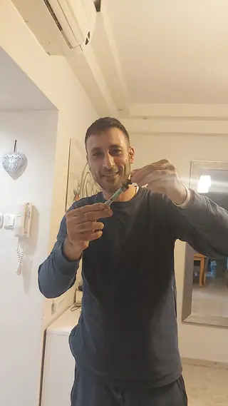 עבודה של קובי, אינסטלטור (208)
