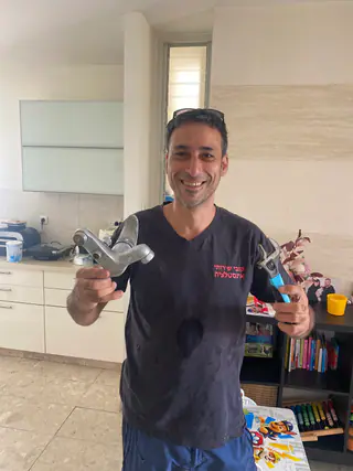 עבודה של קובי, אינסטלטור (37)