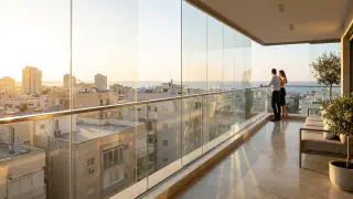 איור למאמר: מעקה זכוכית למרפסת ומדרגות