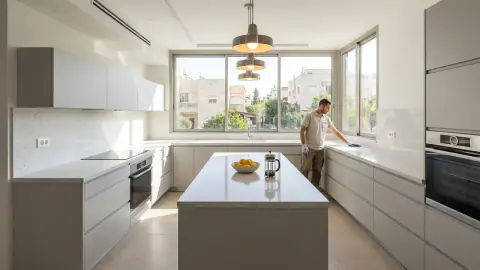 שיש קוורץ מחיר 2026: כל מה שחשוב לדעת + המלכודות איור למאמר: שיש קוורץ מחיר
