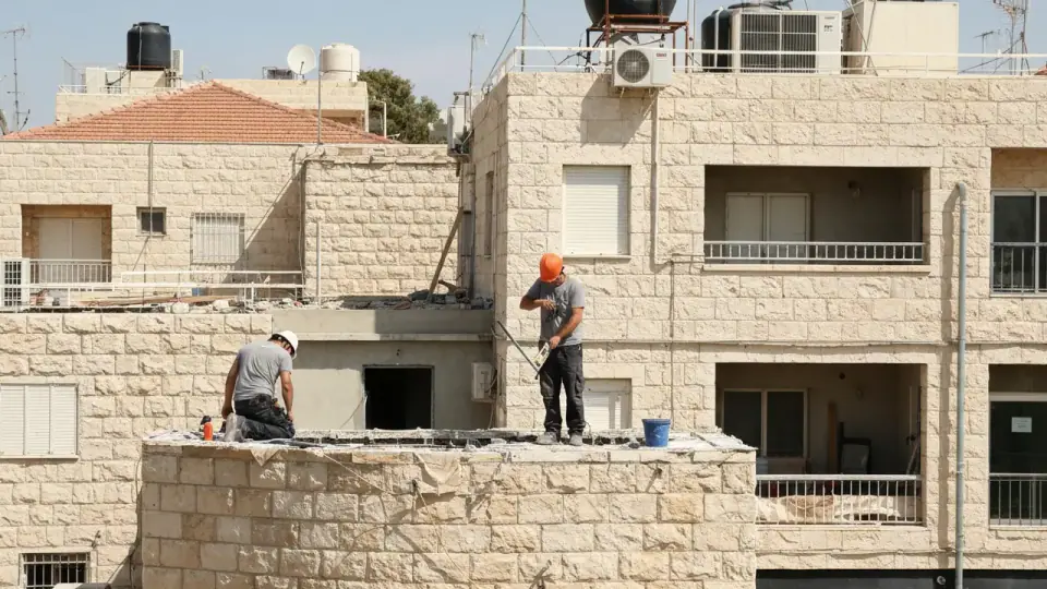 טעויות נפוצות שמייקרות רכישת דוד שמש כרומגן טכנאי דוד שמש